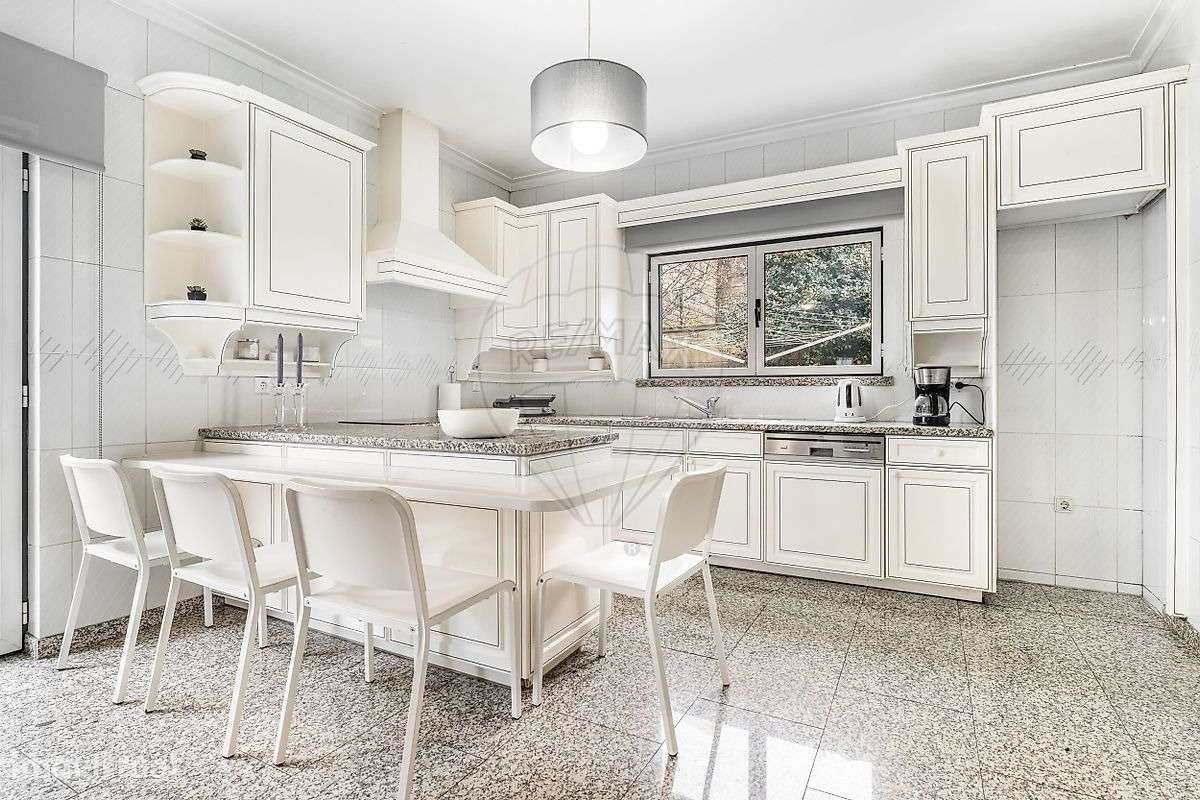 Moradia T5 individual em Nogueira - Braga - Grande imagem: 3/45