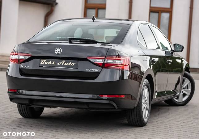 Skoda Superb 1.6 TDI DSG Ambition - 12