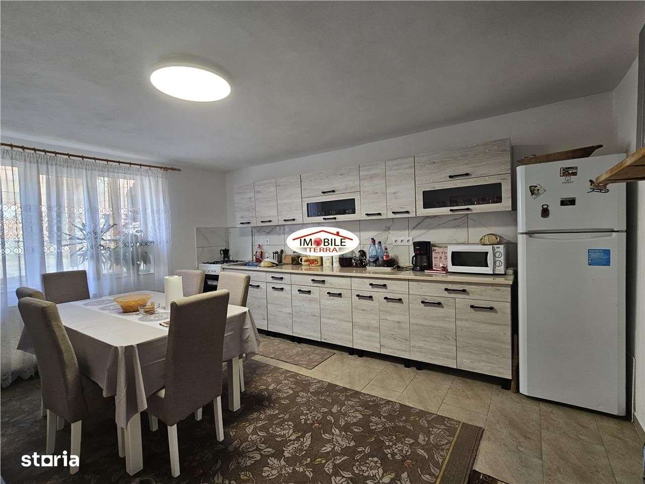 Casa de vanzare in Sura Mare-10