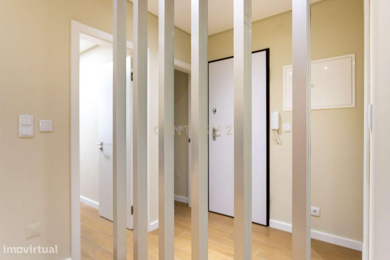 Apartamento T3 Renovado em Seixal Com Varanda - Grande imagem: 5/39