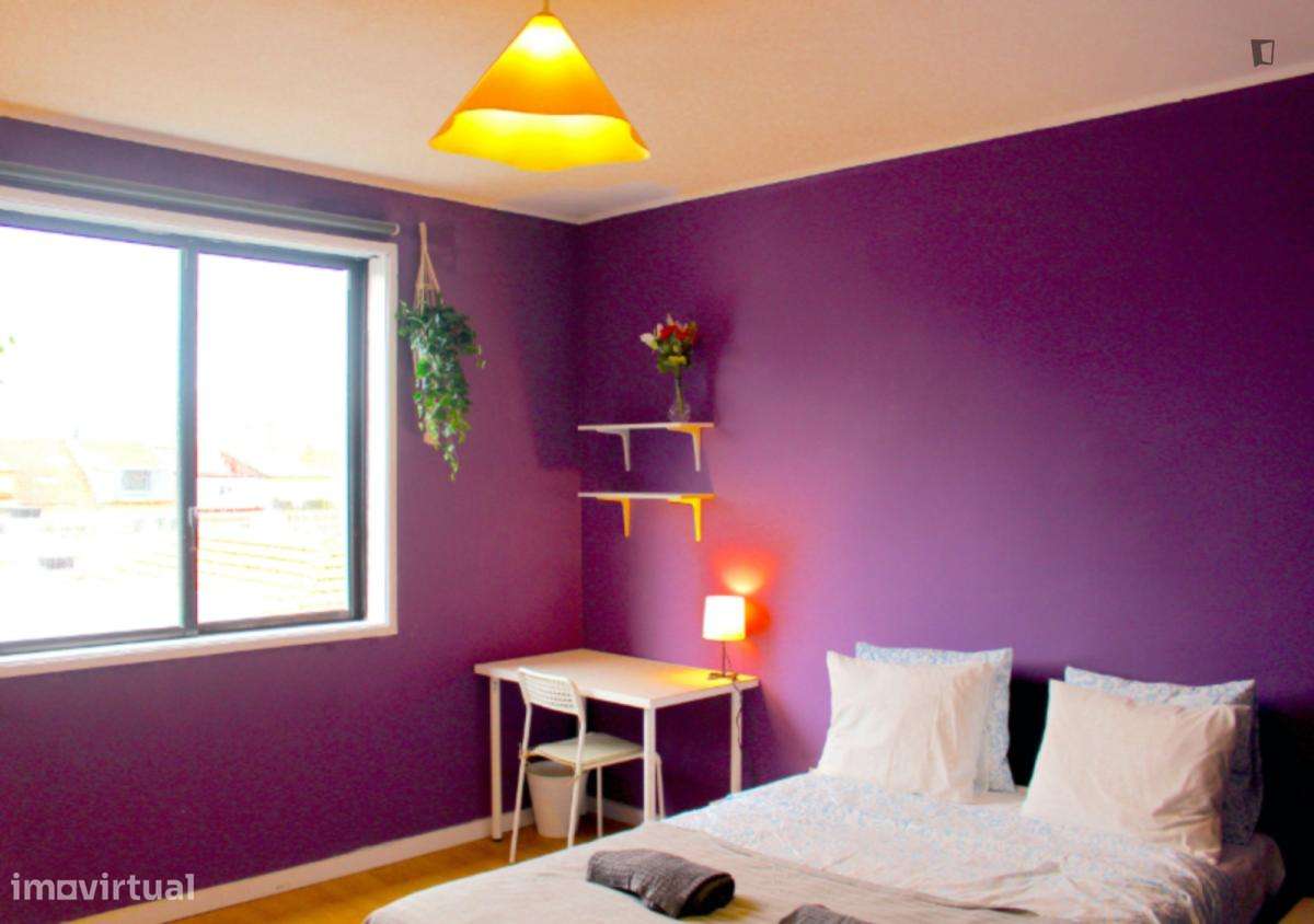 Quarto - localizado em Paranhos Porto - Grande imagem: 2/6