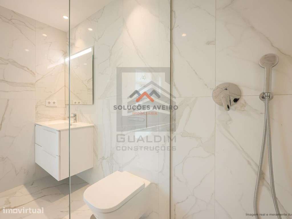 Apartamento T2+ Terraço Implex em Aveiro!-12