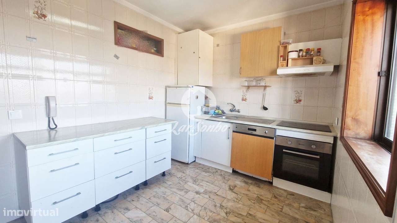 T1 com Garagem Fechada a 200m da praia de Árvore, Vistas de Mar - Grande imagem: 5/13