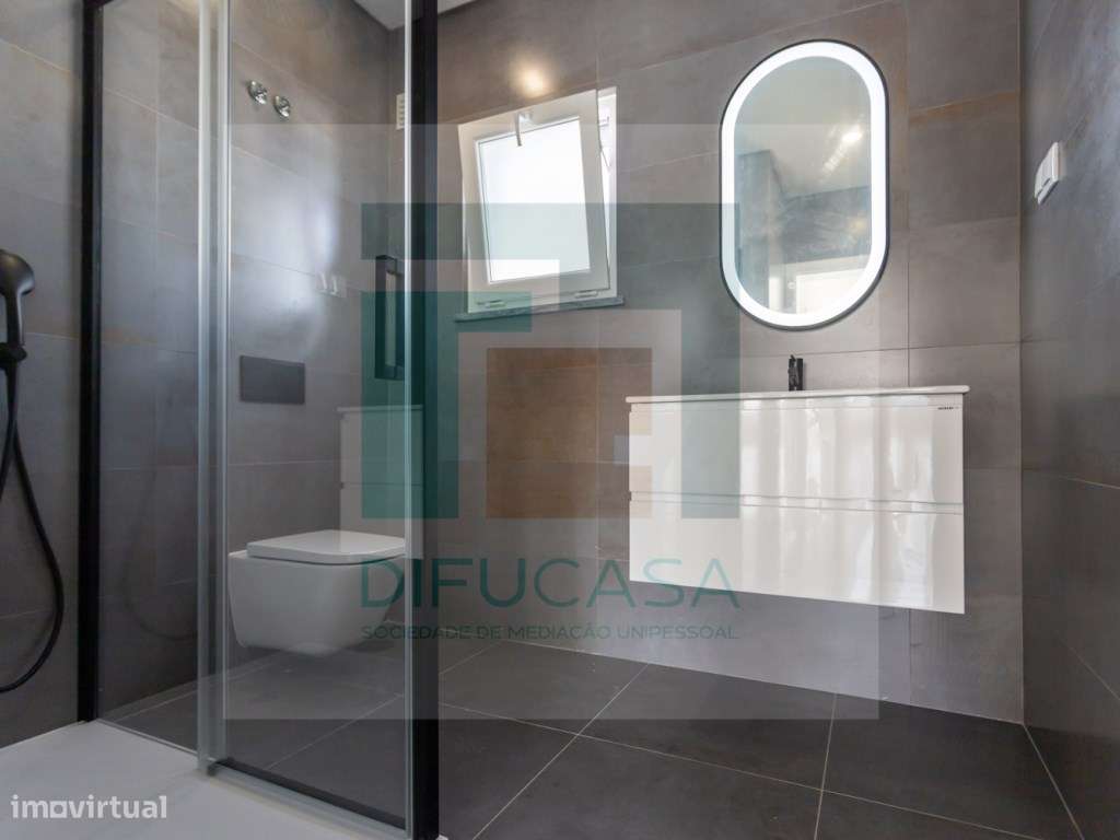 Moradia T3 com 2 Suítes e Pérgula de Estacionamento-22