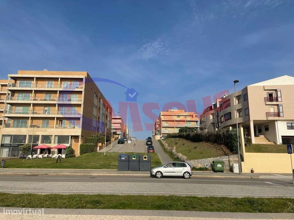 Apartamento T2 Penthouse Mobilado-0