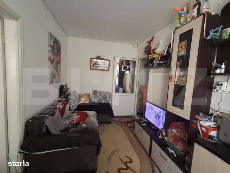 Apartament cu 2 camere, semidecomandat, 27 mp, zona Valea Rosie - Imagine principală: 4/8