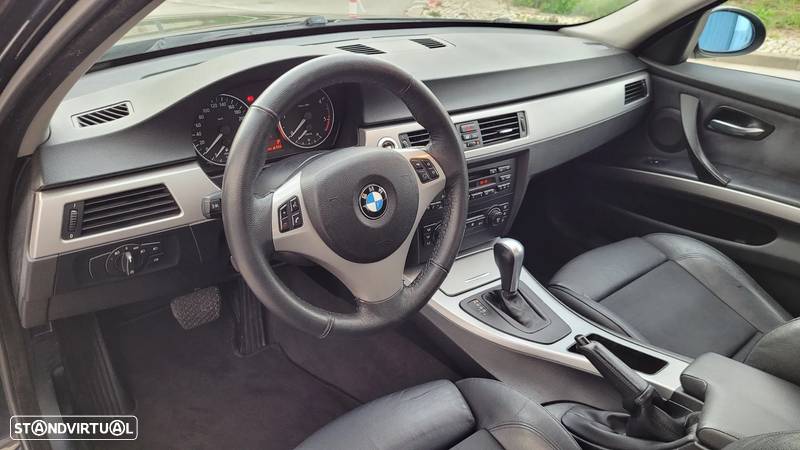 BMW 320 dA Exclusive - 9