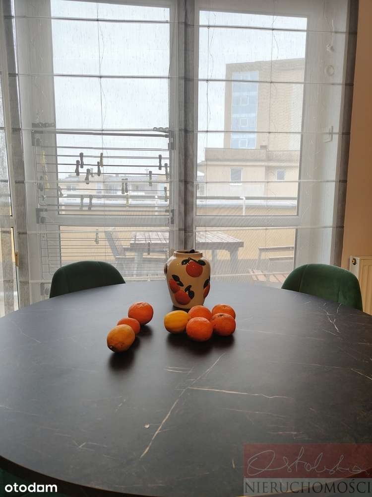 Z dużym balkonem i garażem w super lokalizacji-11