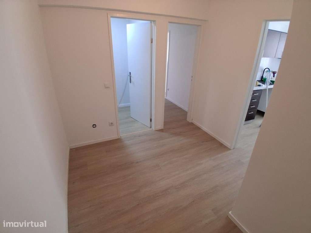 Apartamento T3 à venda em Baguim do Monte-20