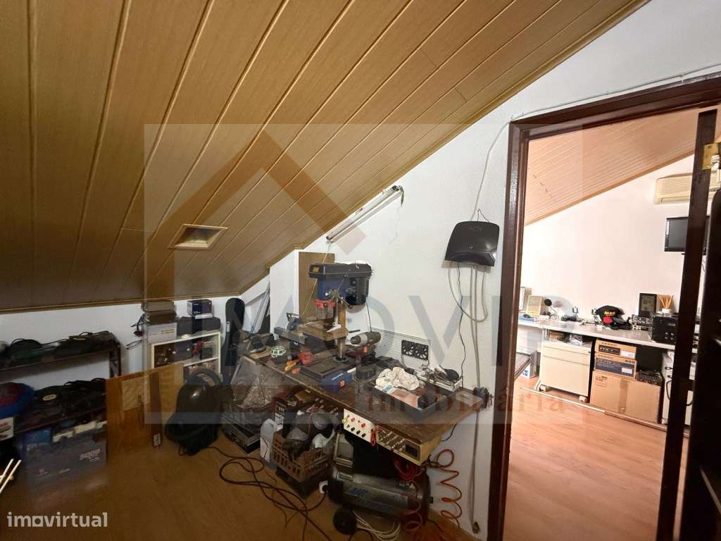 APARTAMENTO T3 NO LICEU EM SETUBAL-20