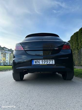 Opel Astra III GTC 2.0 T Sport - 6