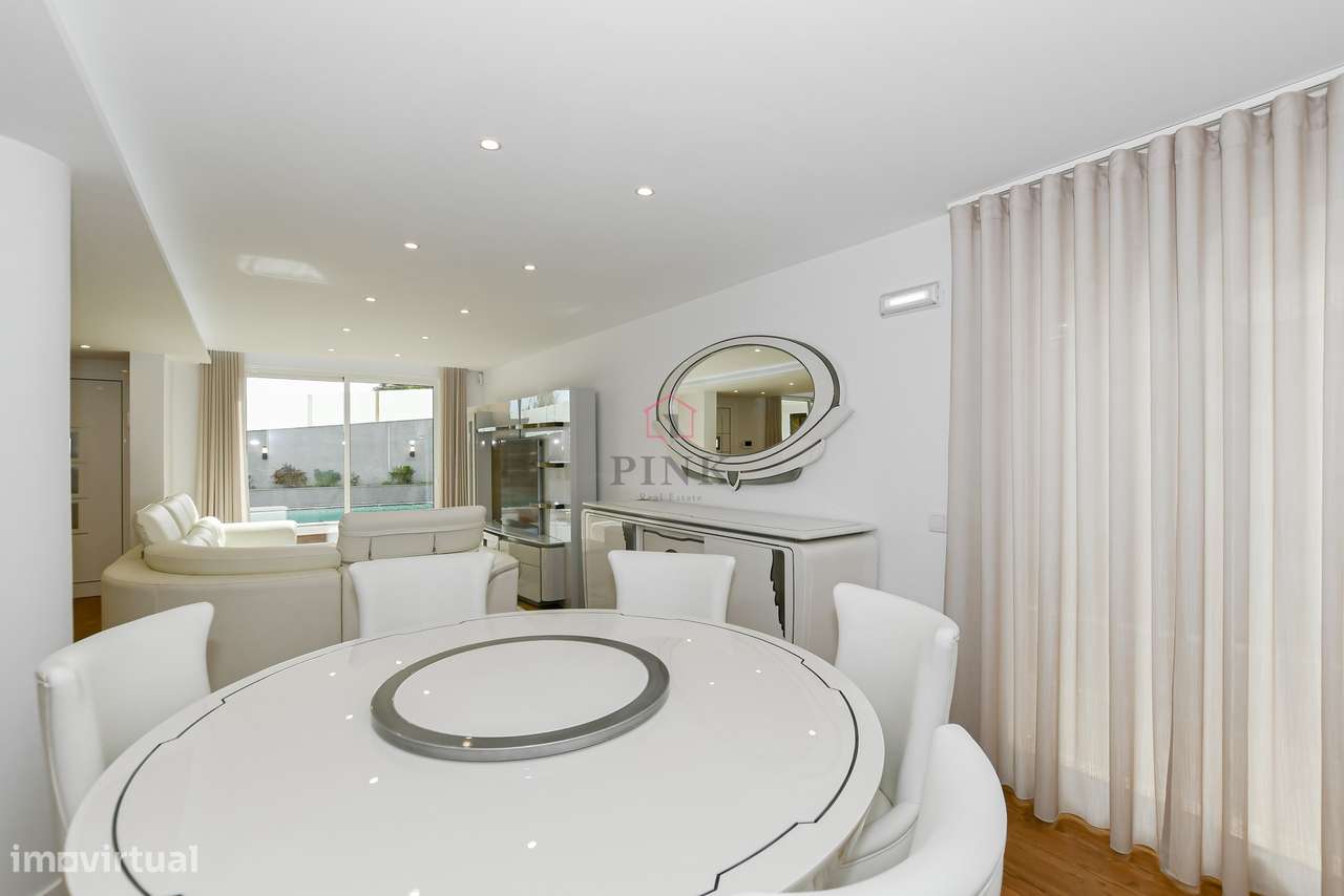 Moradia - T4 - Machico-14