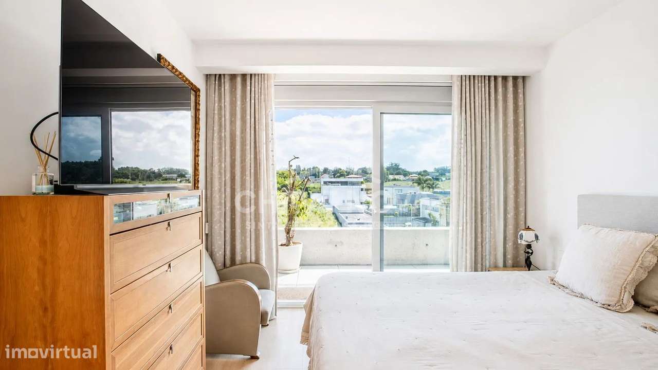 T2 de Luxo no Forbes Garden – Granja | A 300m da Praia-10