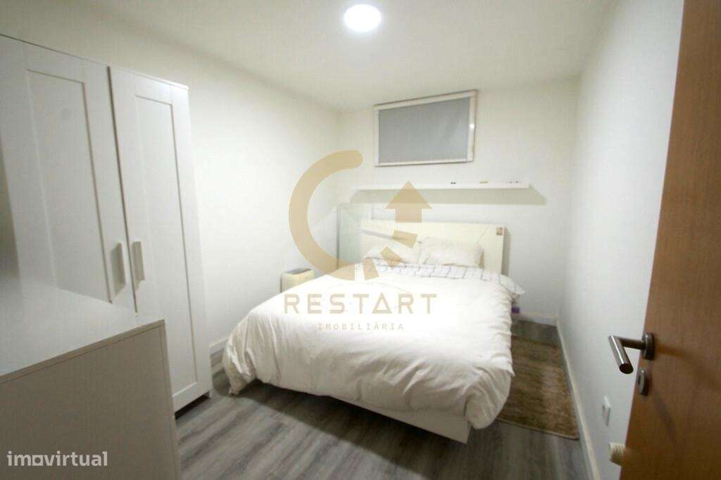 Moradia T3 Renovada com Jardim em Campanhã – Porto-14