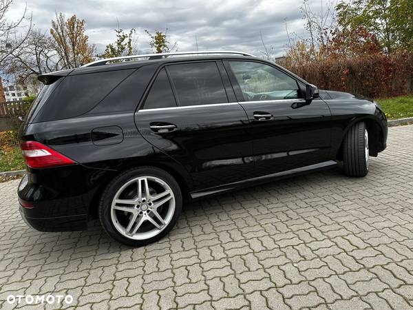 Mercedes-Benz ML 350 BlueTec 4-Matic - 5