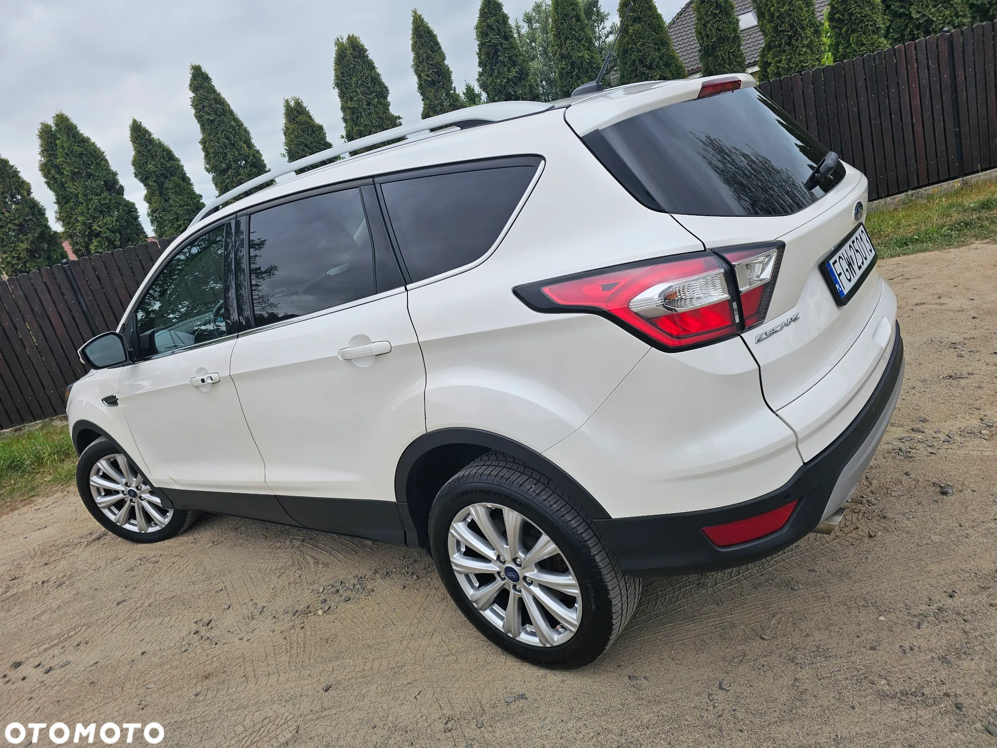 Ford Escape 2.0 EcoBoost AWD Titanium - 5