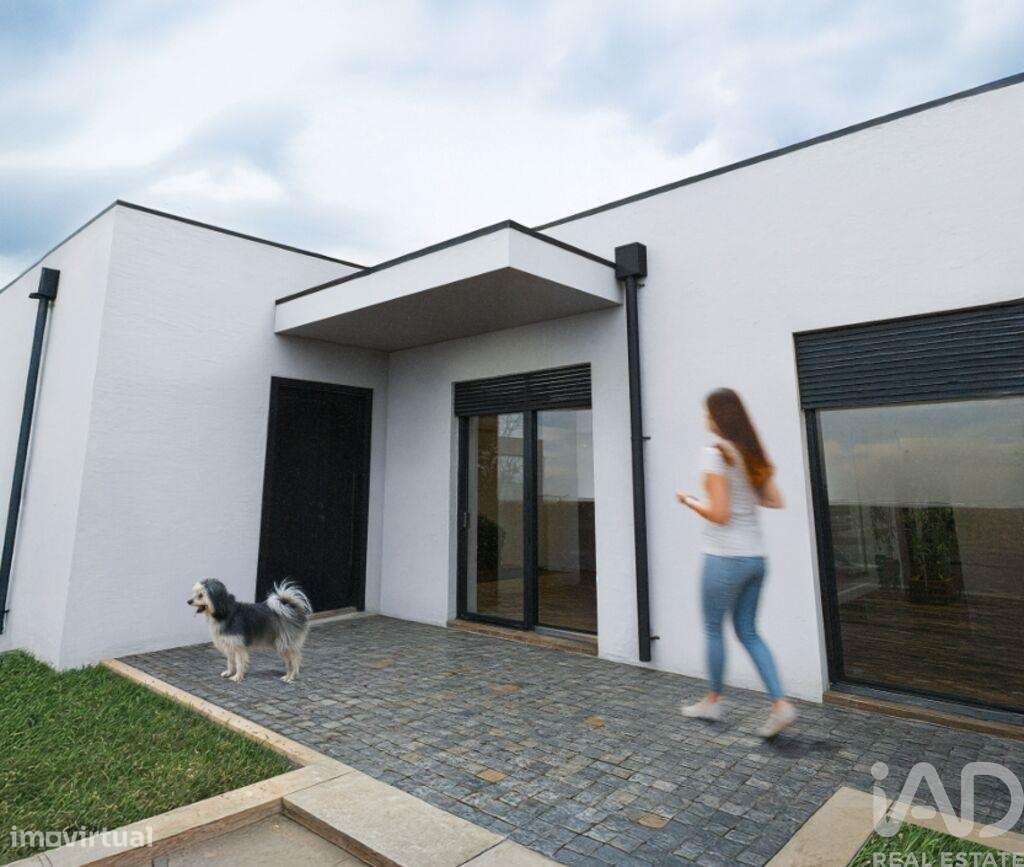 Moradia térrea T2 em Areosa de 140 m2 - Grande imagem: 2/10