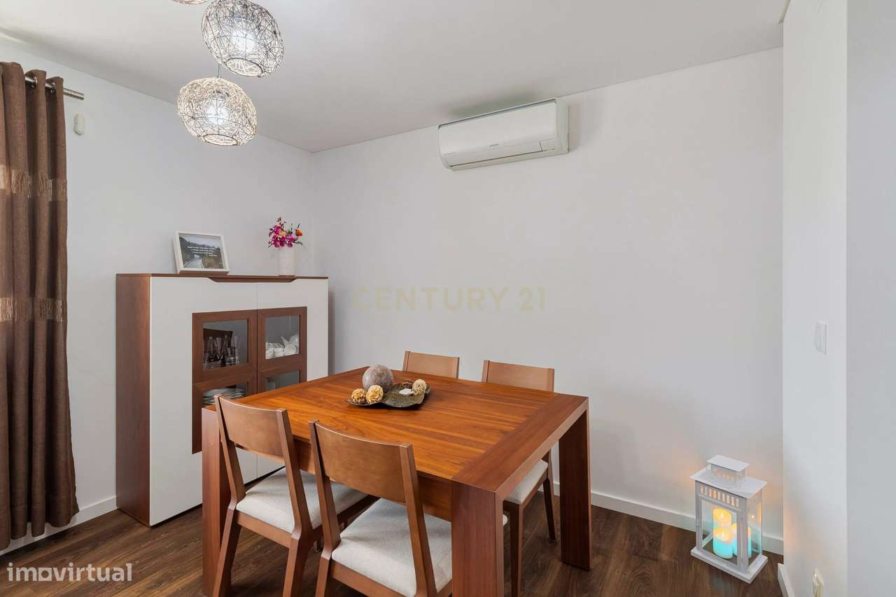 Viva o sonho fantástico T-1 a 10 minutos da Praia - Grande imagem: 5/25