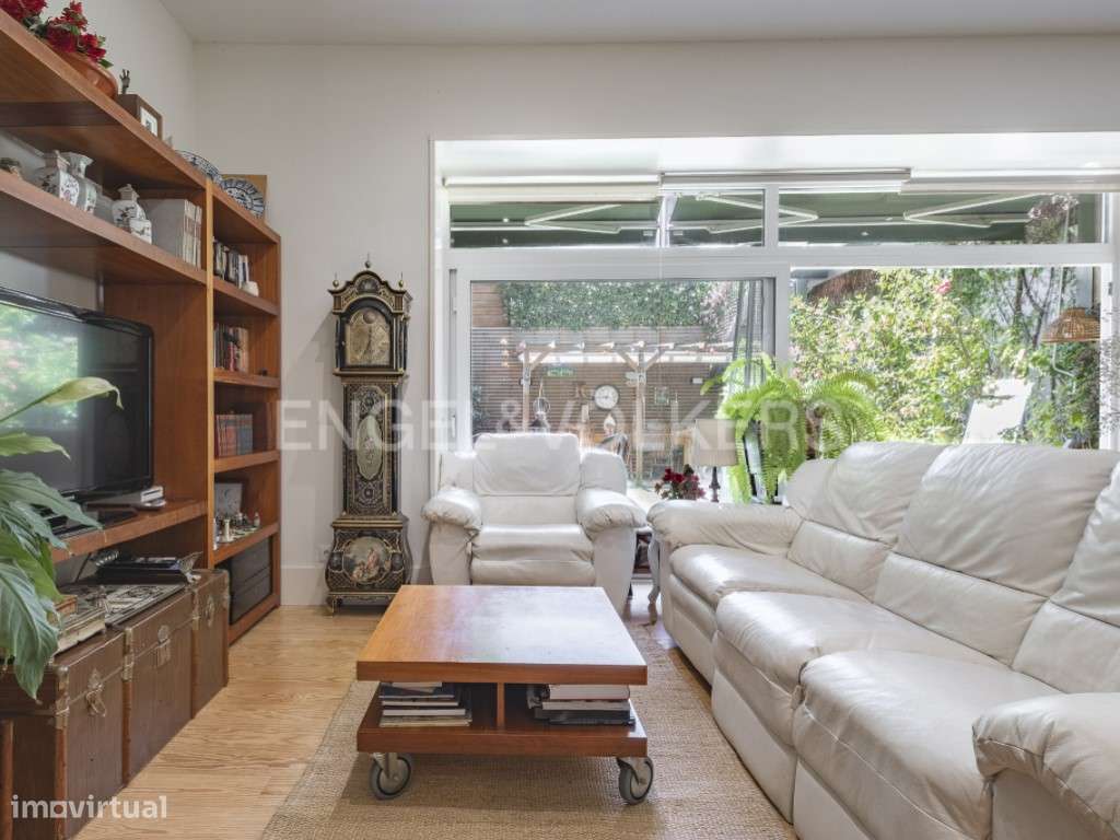 Apartamento T3 com Jardim Privativo nas Avenidas Novas - Grande imagem: 4/25