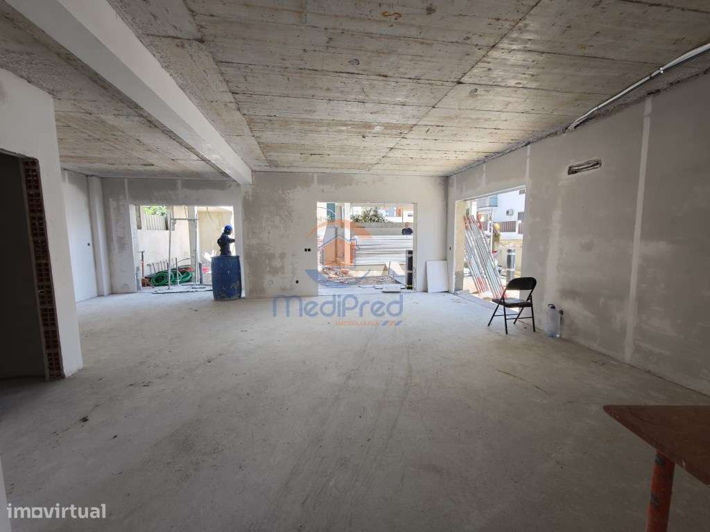 Moradia T4 em construção no Corte Esteval - Montijo-12