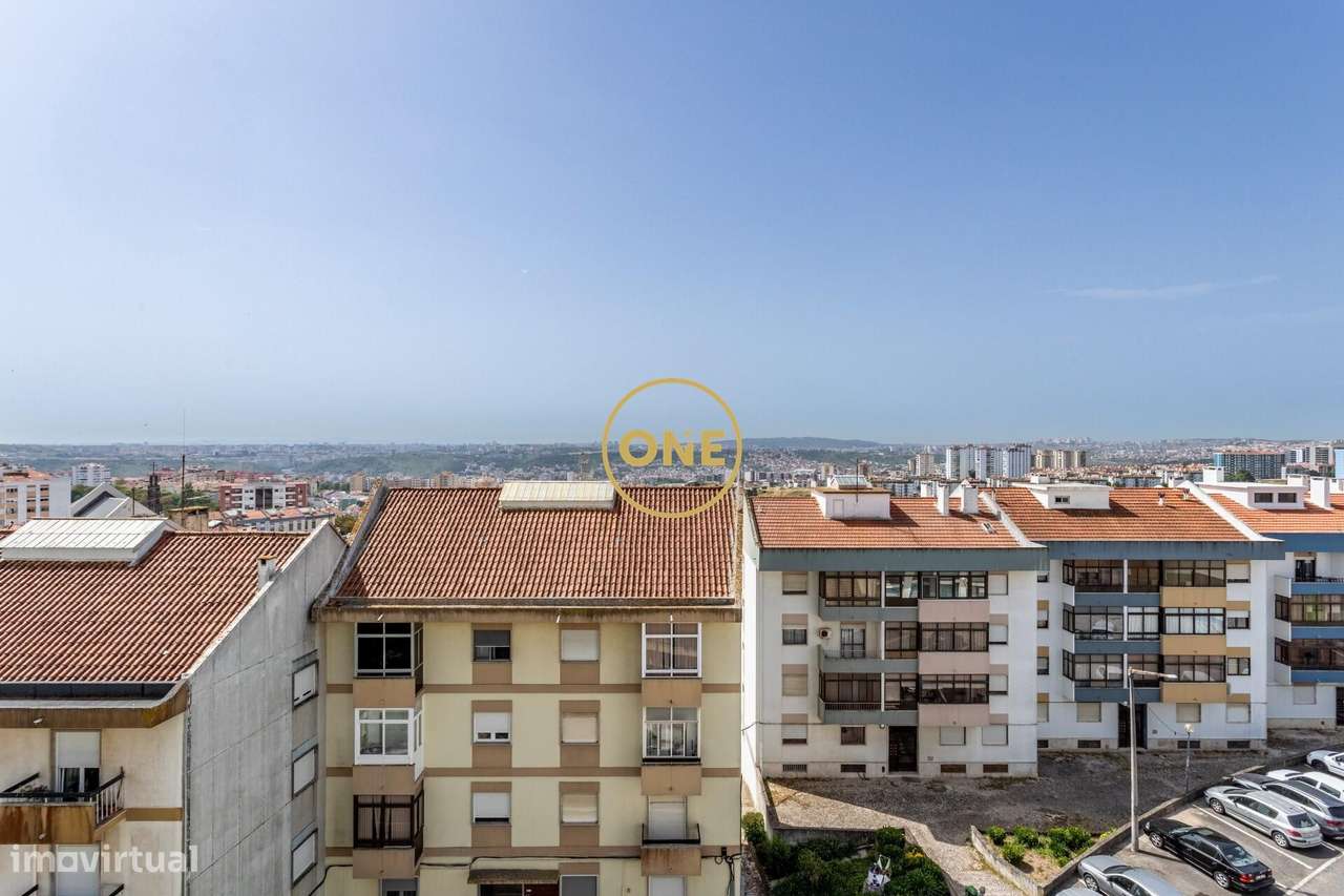 Apartamento T3 com Varandas - Ramada - Odivelas-11