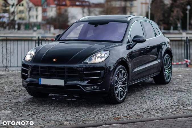 Porsche Macan Turbo - 2