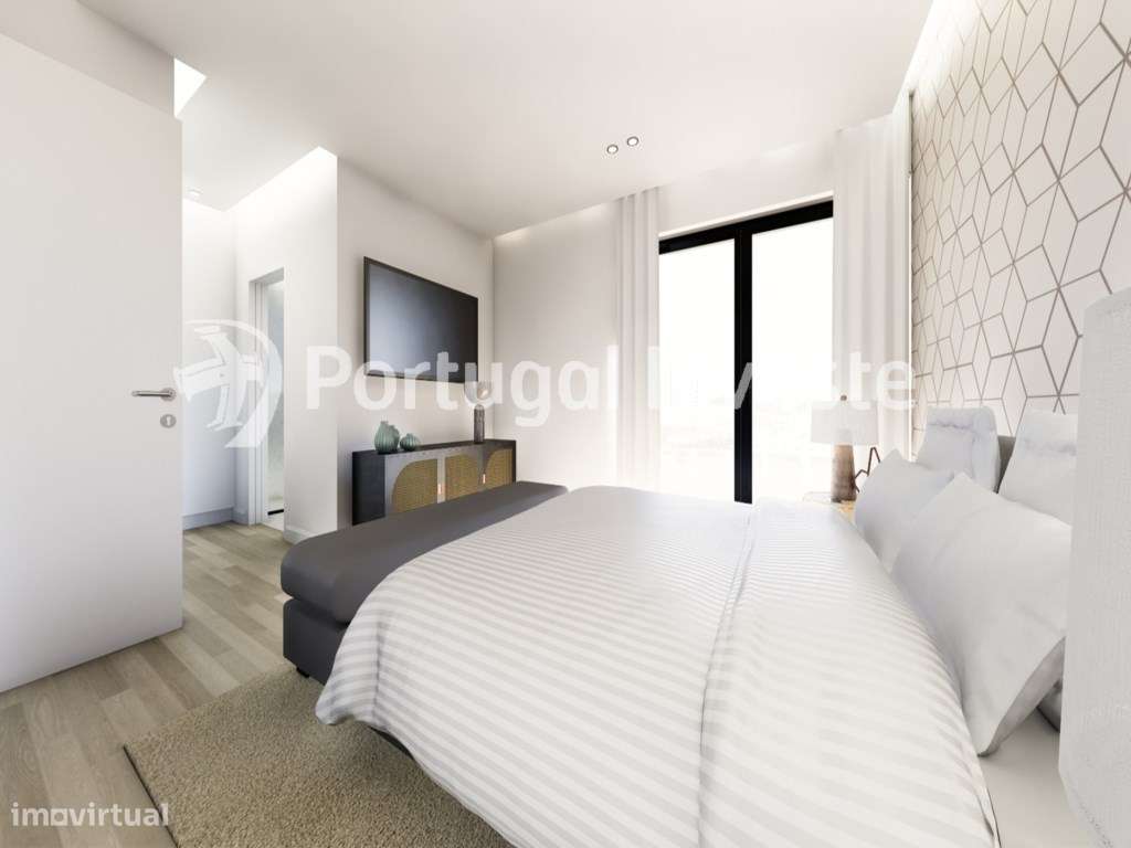 Vende 2 lotes para 2 moradias - T3 com 168m2 cada, Sobreda | Almada-15