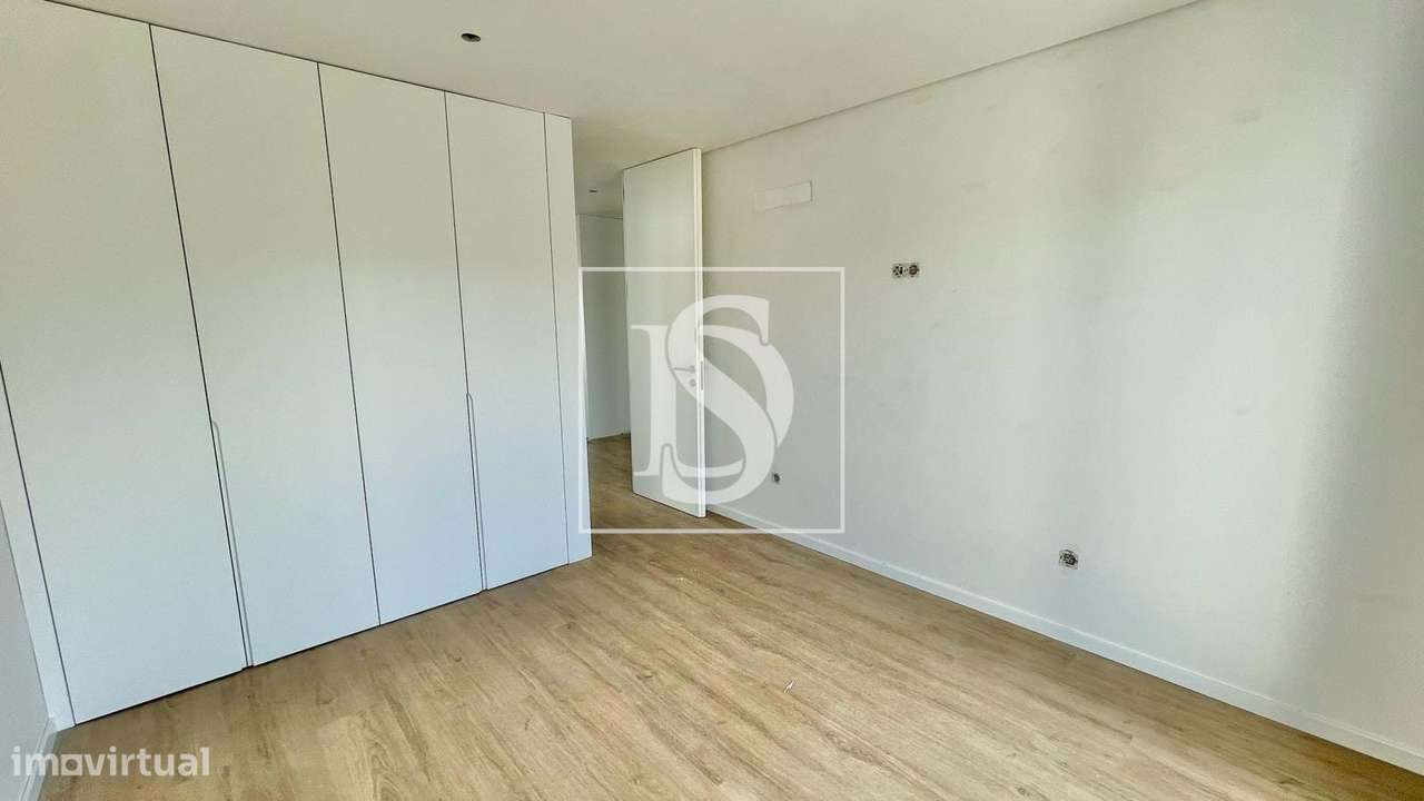 Moradia em Banda T3 em UDF de Merelim (São Pedro) e Frossos-8