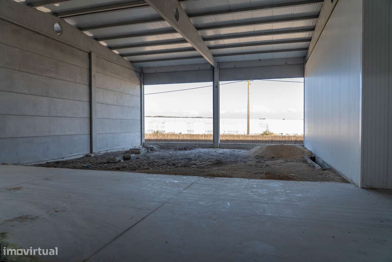 Entreposto em A-dos-Cunhados 8040m2-13