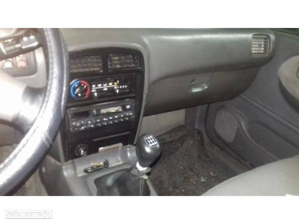 kia sportage 2.0 td 98 para peças - 10