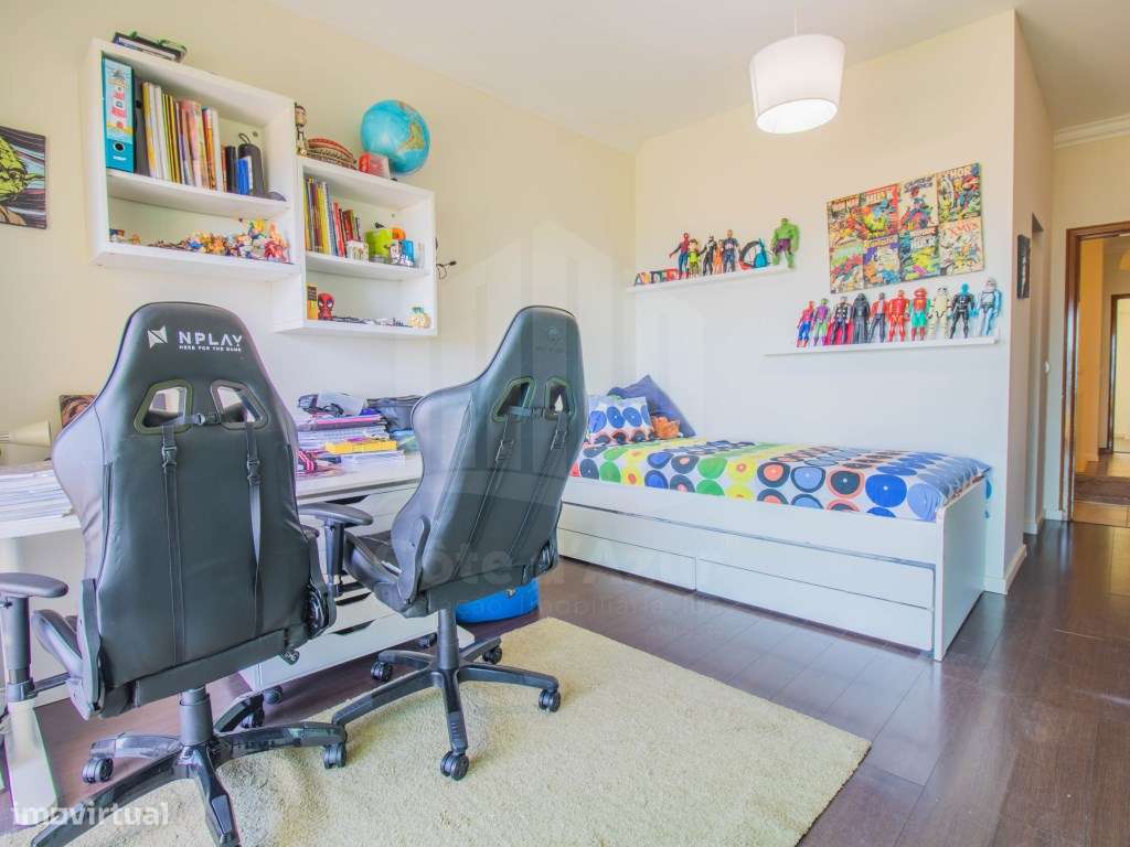 Apartamento T2 Duplex em Sesimbra com Piscina e vista Mar-25
