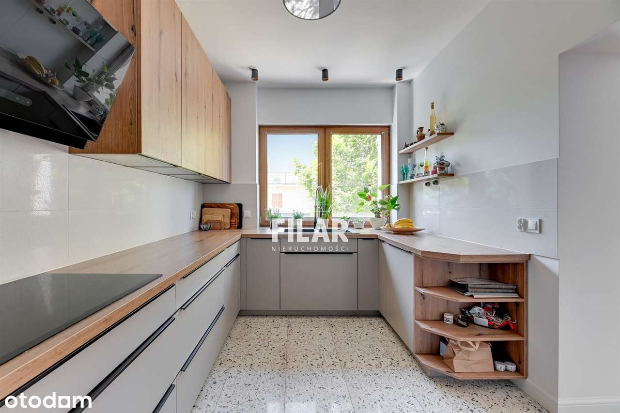 Dom wysokiej klasy z ogrodem w cichej okolicy-8