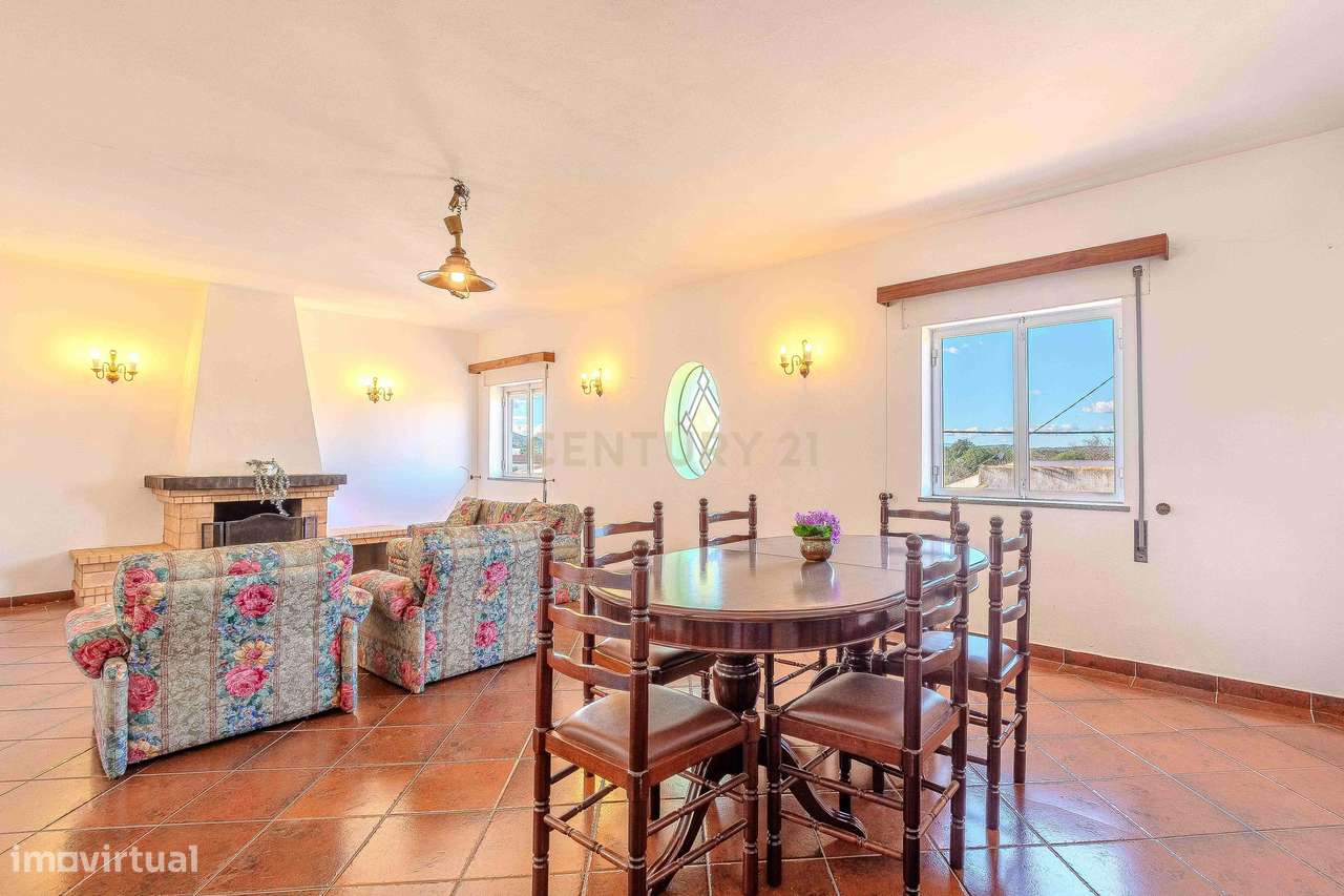 Moradia com 7 Divisões e Vista Desafogada em Paderne - Grande imagem: 5/43