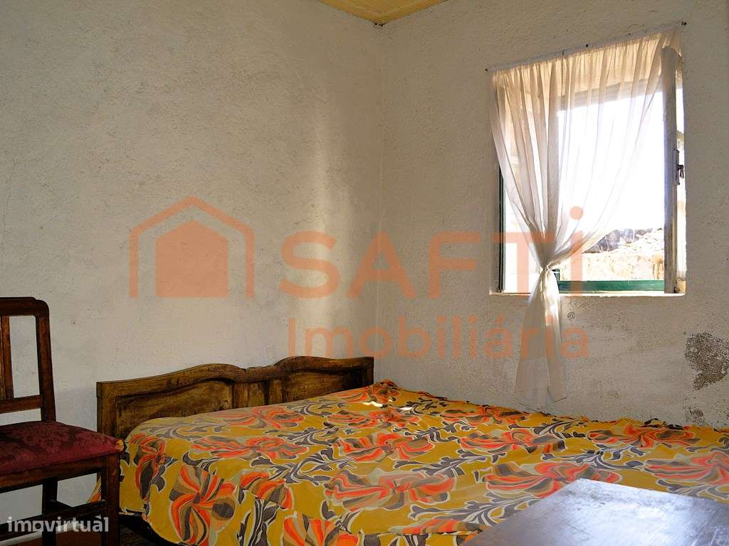 Moradia Térrea T3 , em Lapa do Lobo-8