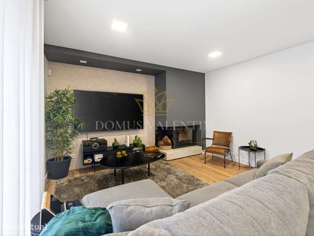 Moradia T4 em Oleiros, Azeitão - Conforto, espaço e tranquilidade!-6