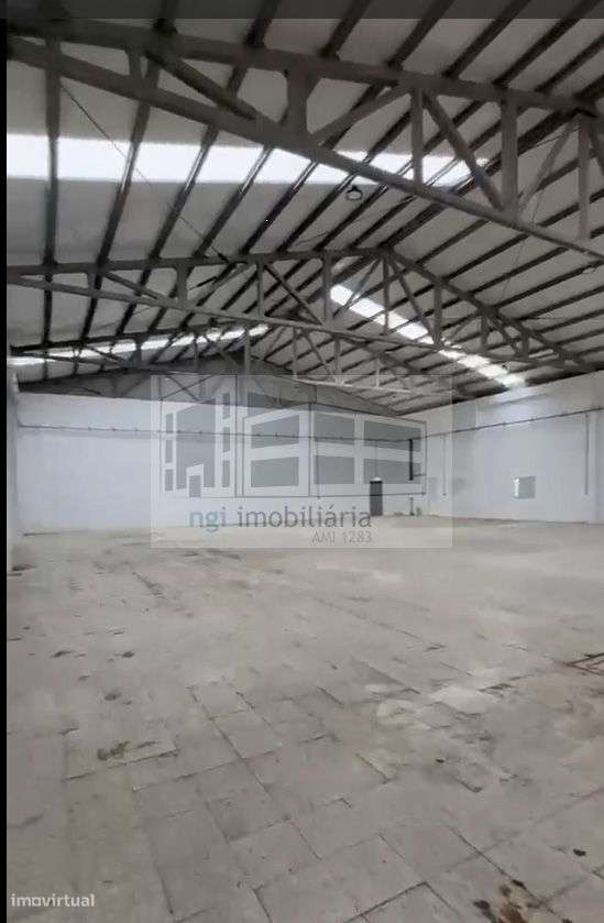 Armazém Industrial em Abrantes-1