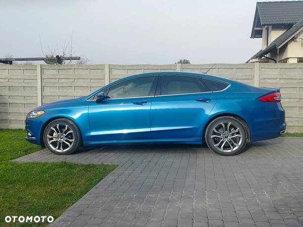 Ford Fusion 2.0 EcoBoost Titanium - 15