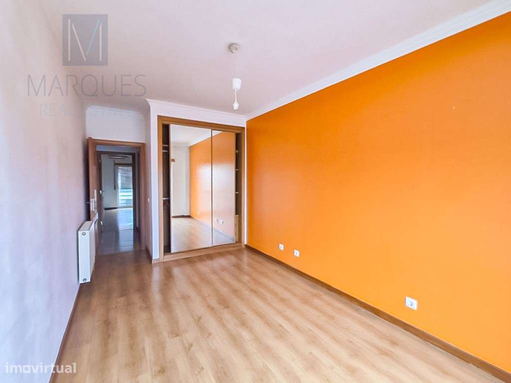 Apartamento T2 com Arrecadação em Vale Flores - Feijó - Grande imagem: 5/20