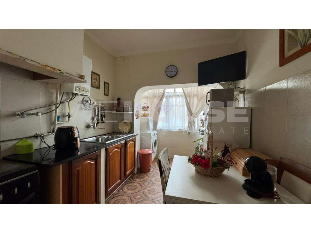 T1 com excelente localização Centro do Barreiro - Grande imagem: 3/14