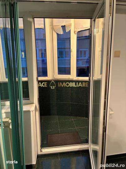 Decebal | 3 Camere | Decomandat | x2 Bai | x2 Balcoane | Metrou - Imagine principală: 4/10