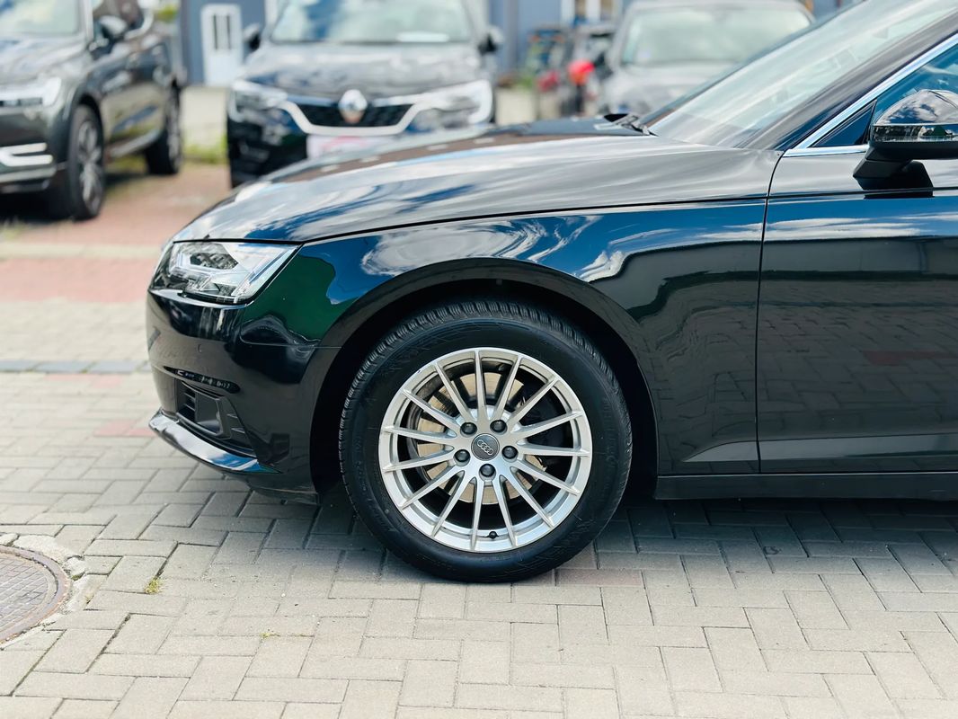 Audi A4 40 TFSI S tronic Advanced - 16