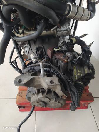 Motor Ford Transit 2.2TDCI 85cv P8FA  caixa 5 velocidades 6C1R 7002 AA - 13