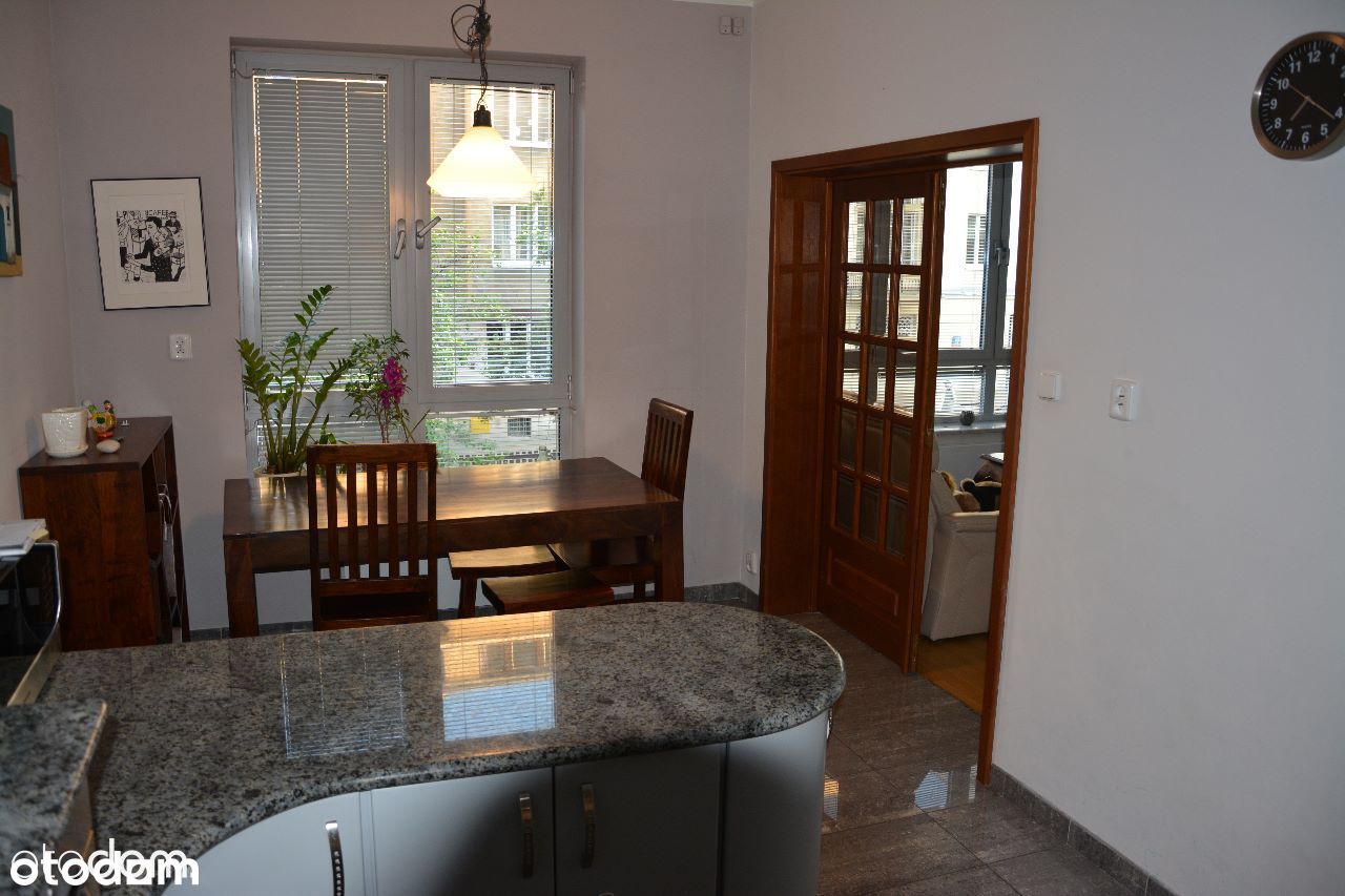 Słoneczny apartament przy ul. Narbutta