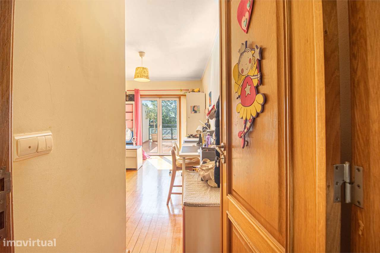 Apartamento T2+1 com terraço-15