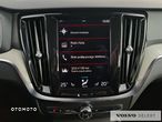 Volvo V60 Cross Country - 19