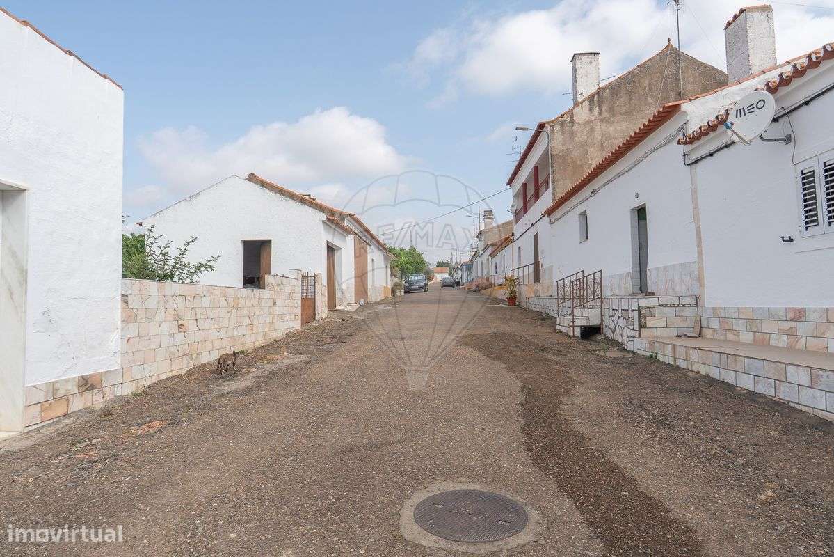 Moradia T2 para venda - Grande imagem: 2/34