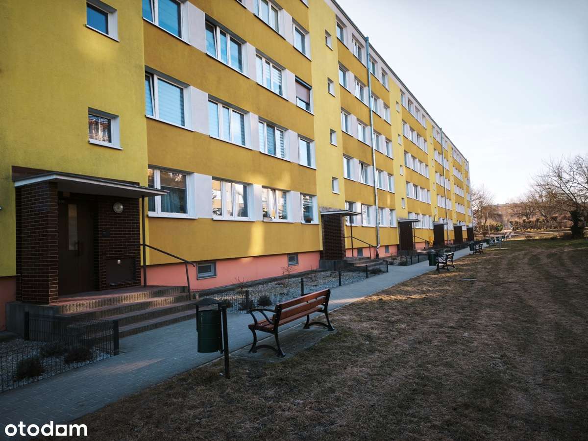 Sprzedam 3 pok. mieszkanie z balkonem, II piętro, rozkładowe -Konin-12