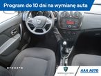 Dacia Sandero - 8