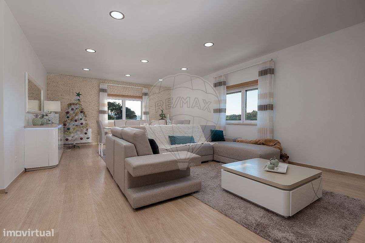 Moradia T4 para venda-10