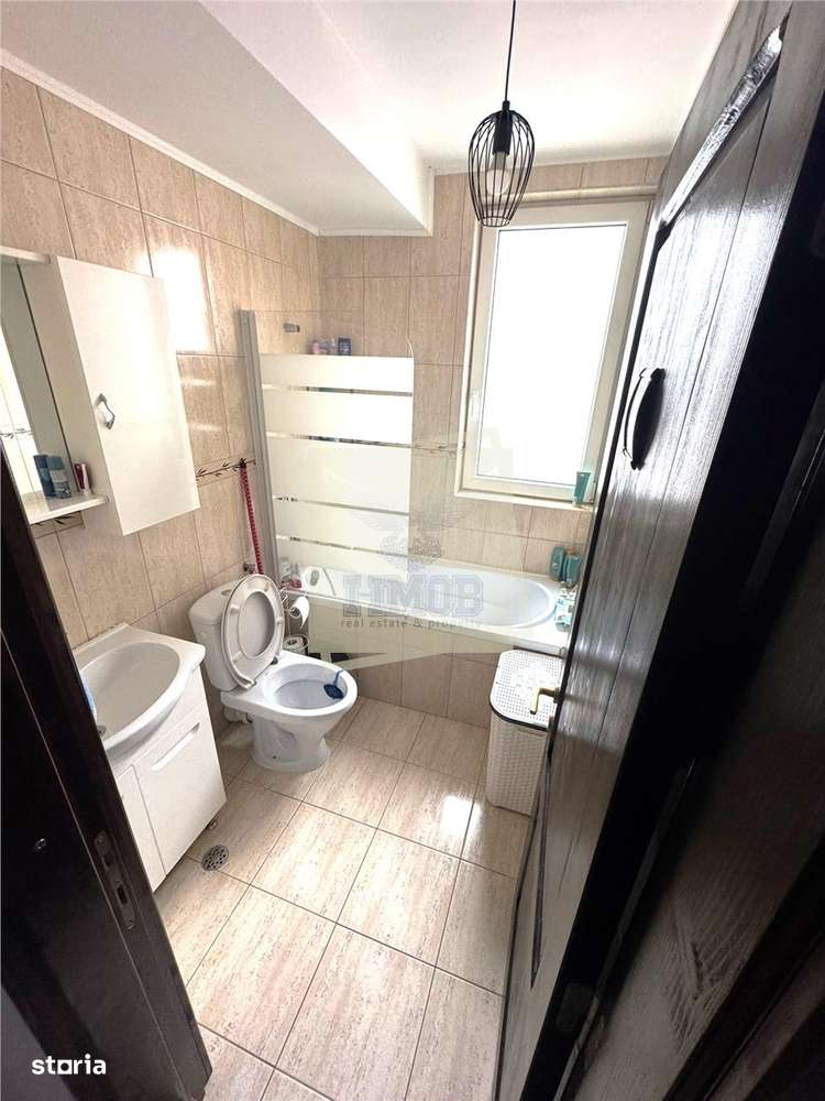 Casa mobilata 4 camere 2 bai si curte in Arhitectilor-3